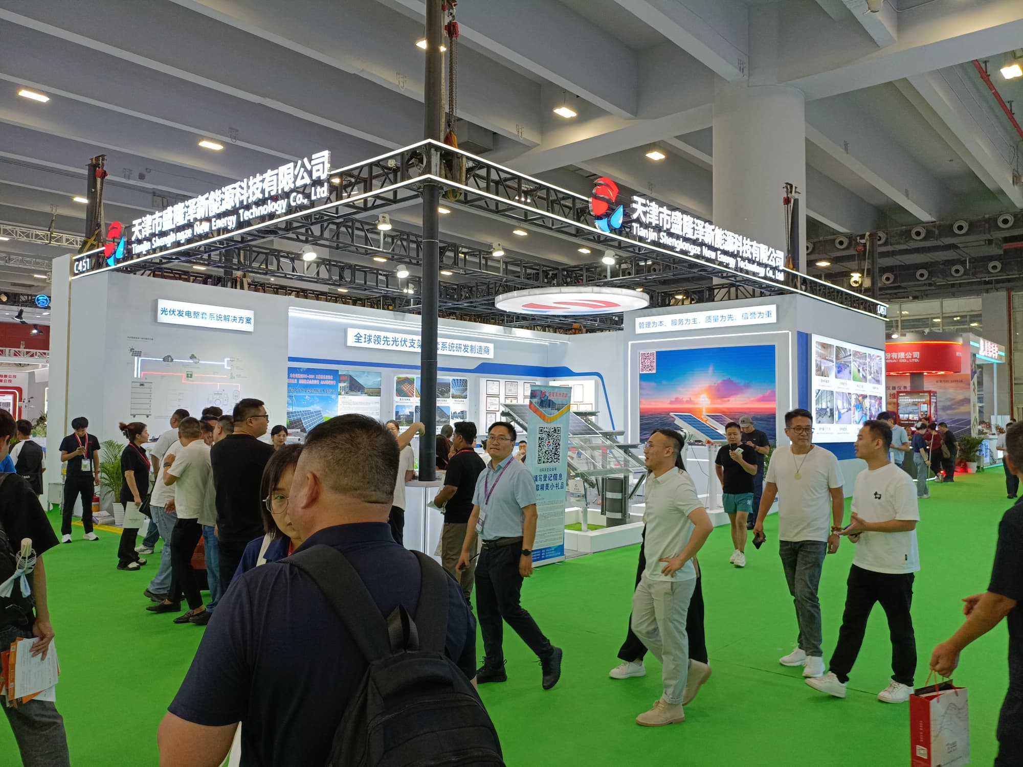 廣州光伏展設計，如何匹配新能源品牌高端市場定位
